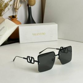 Picture of Valentino Sunglasses _SKUfw54107402fw